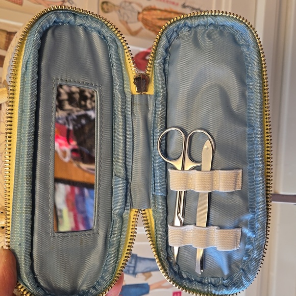 Spartina 449 floral personal care bag - Picture 6 of 10